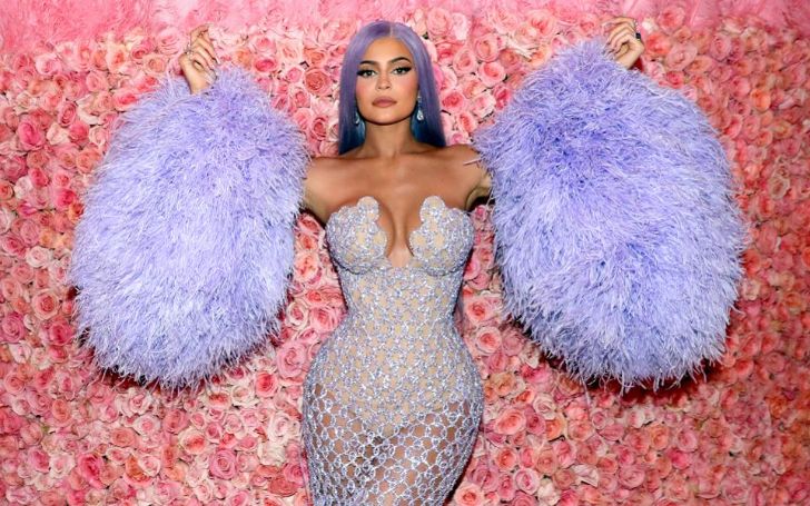 A Tour at Kylie Jenner's Arresting Wardrobe Collection & Fashion Trends